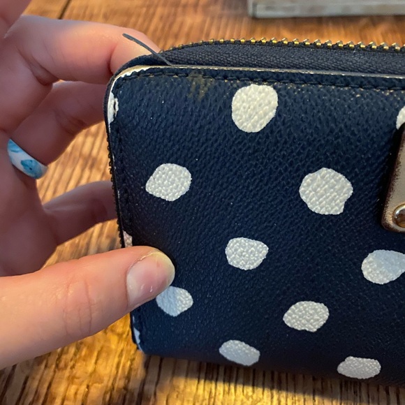 Kate Spade Wallet - Picture 5 of 10